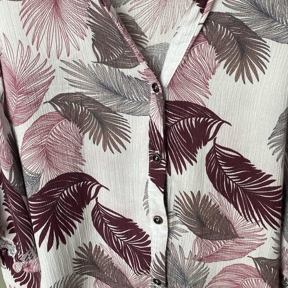 Skies Are Blue Tropical Palm Bat Wing Collared Ruffled Tie Top Size Large - Picture 4 of 14